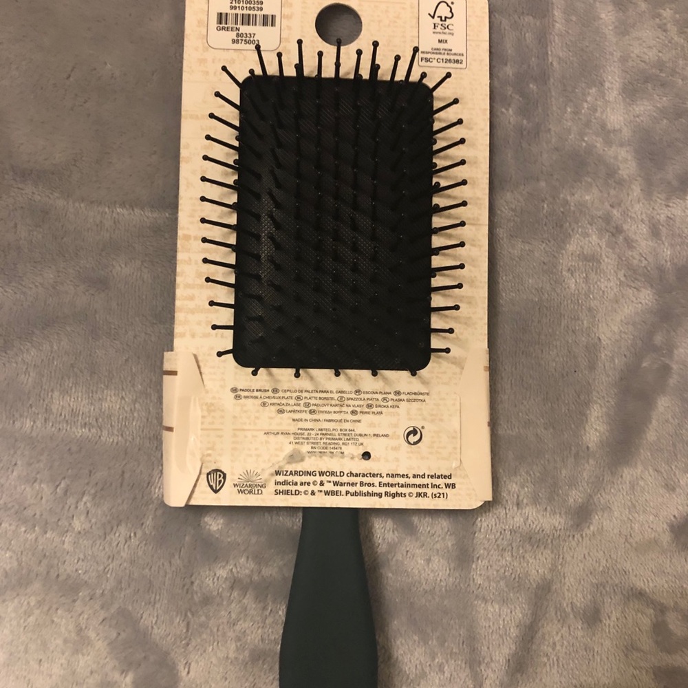 Harry Potter Slytherin Paddle Hairbrush Primark - Picture 2 of 3